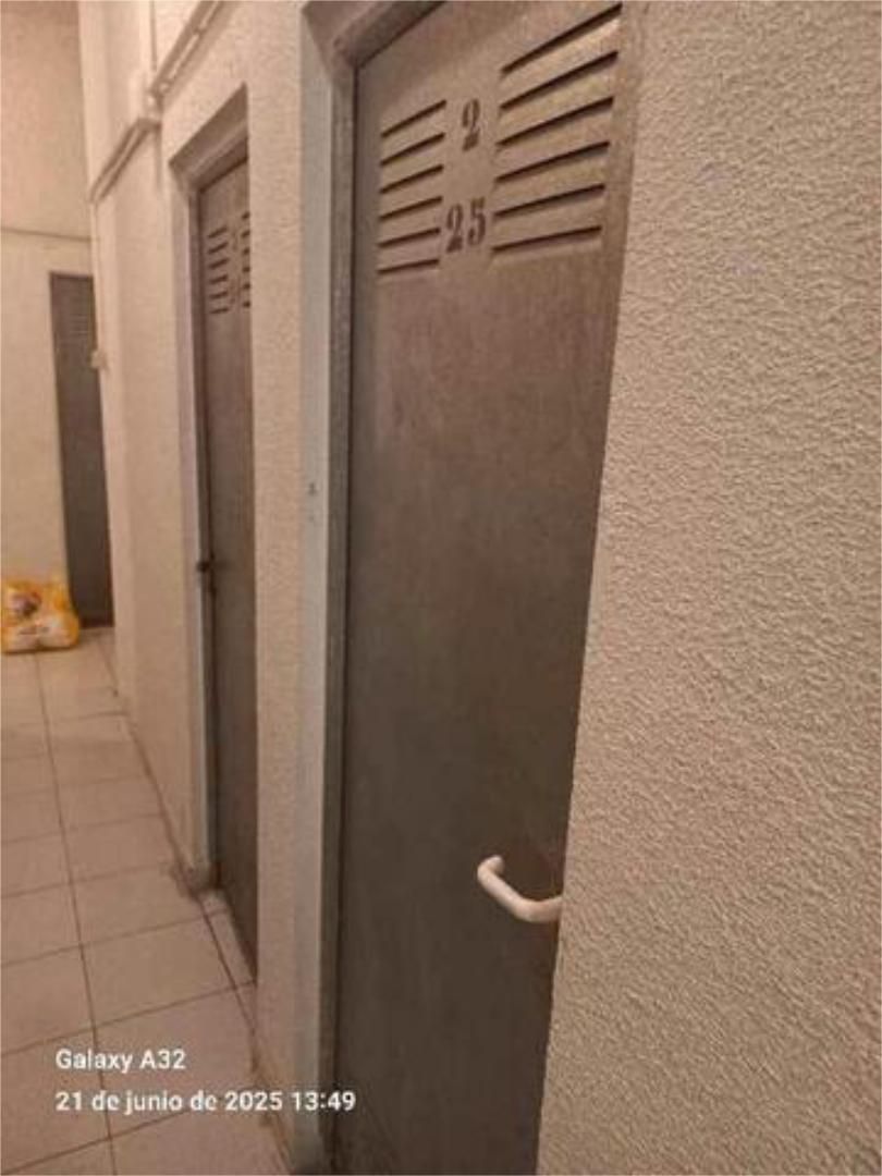 Box room to rent in  Madrid Capital