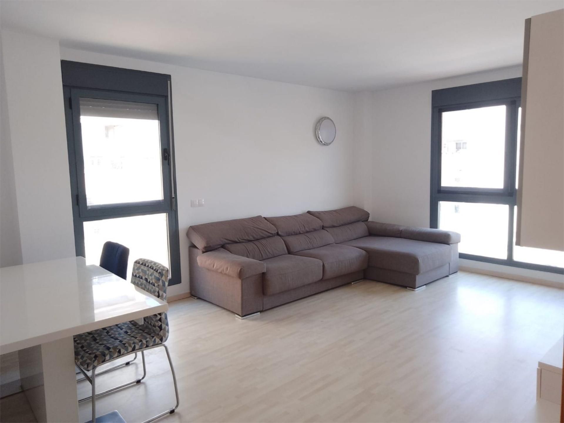 Living room of Flat for sale in Elche / Elx  with Air Conditioner, Heating and Parquet flooring