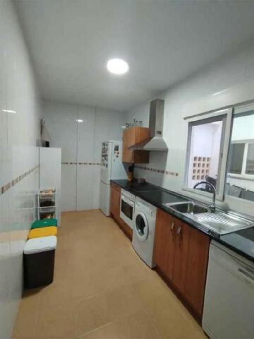 Kitchen of Flat for sale in Alozaina  with Heating, Swimming Pool and Furnished