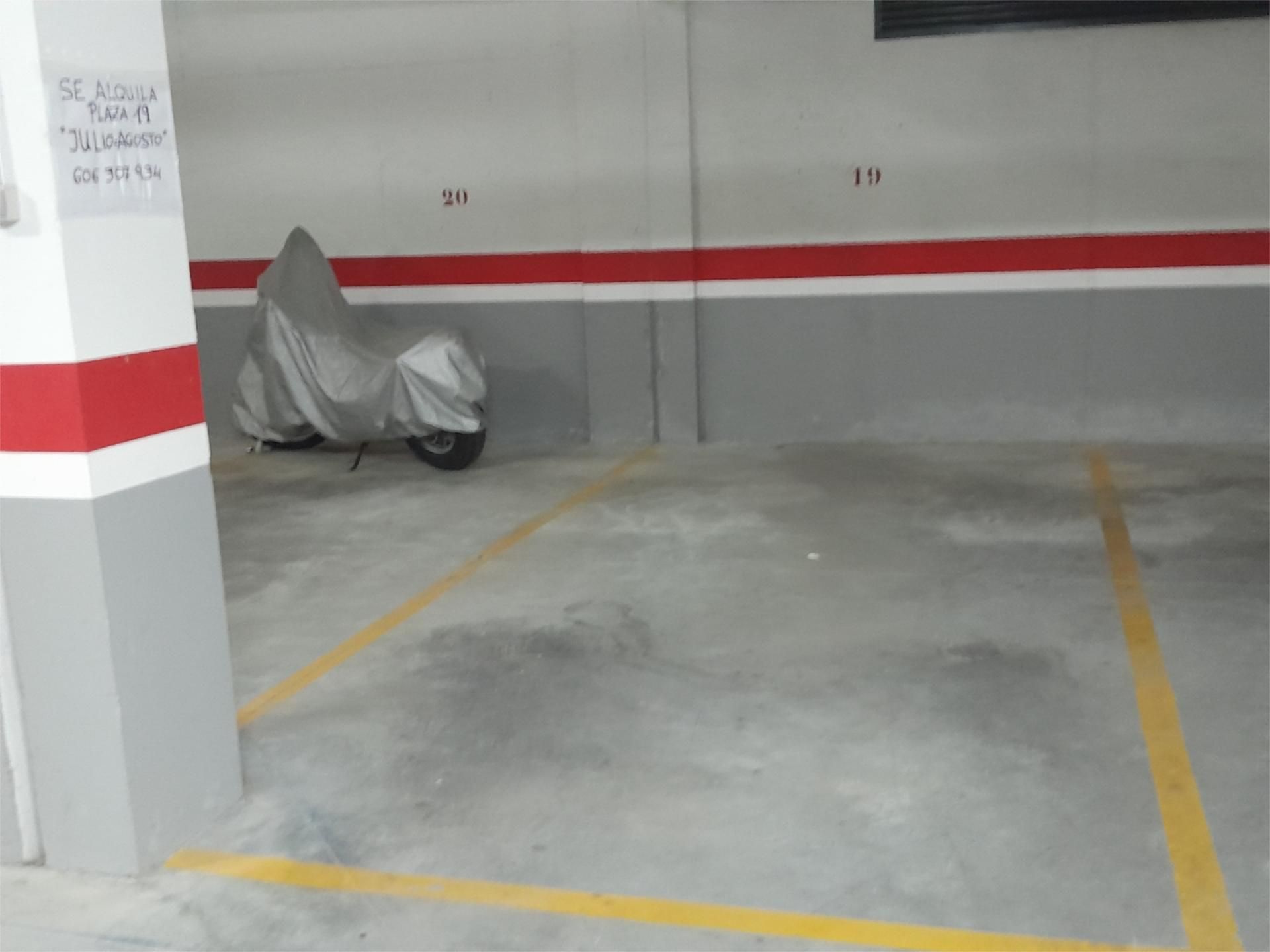 Parking of Garage to rent in Garrucha