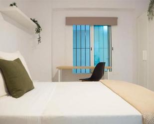 Bedroom of Flat for sale in  Valencia Capital  with Heating and Furnished
