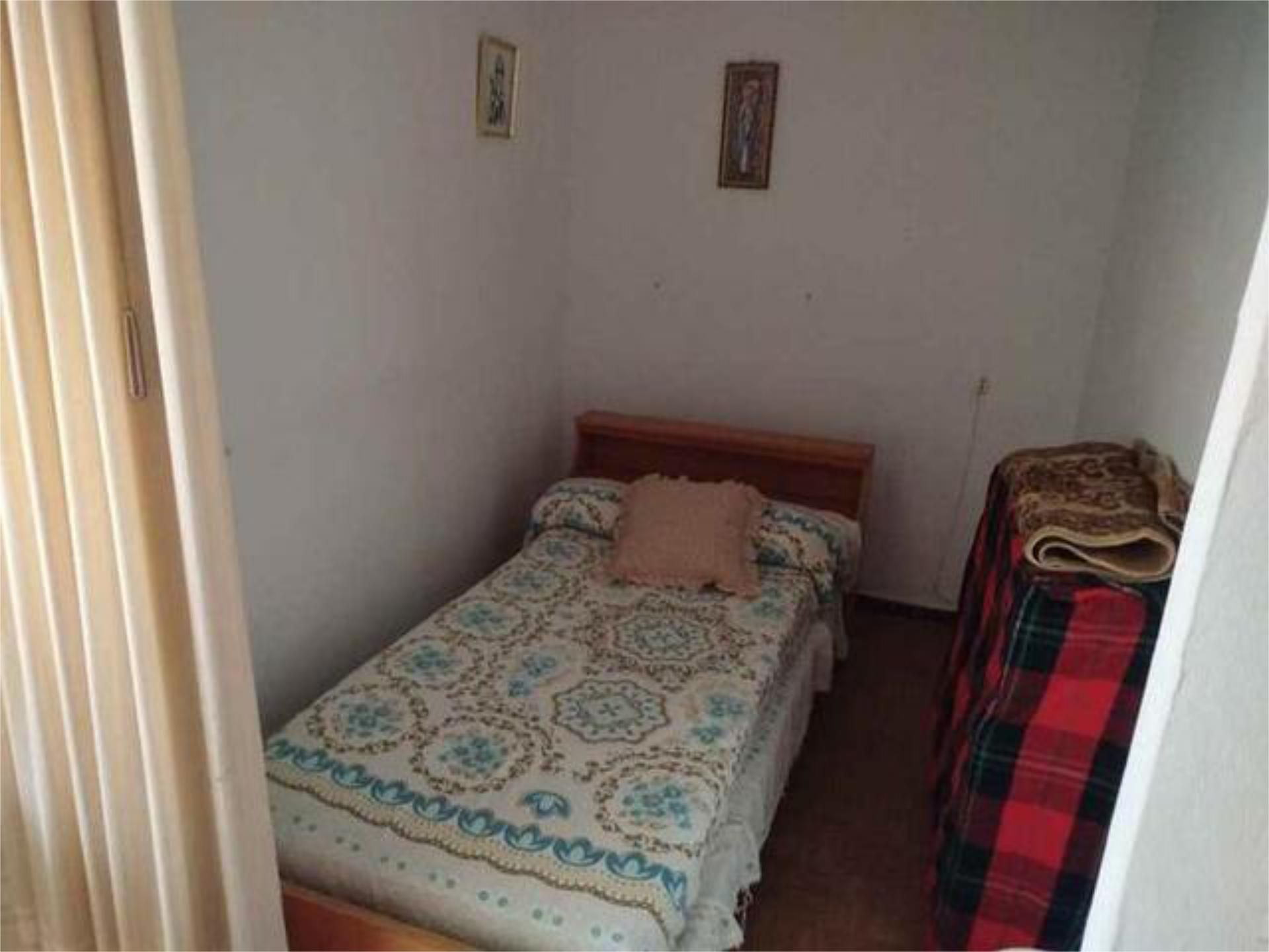 Dormitori de Casa o xalet en venda en Cañizal
