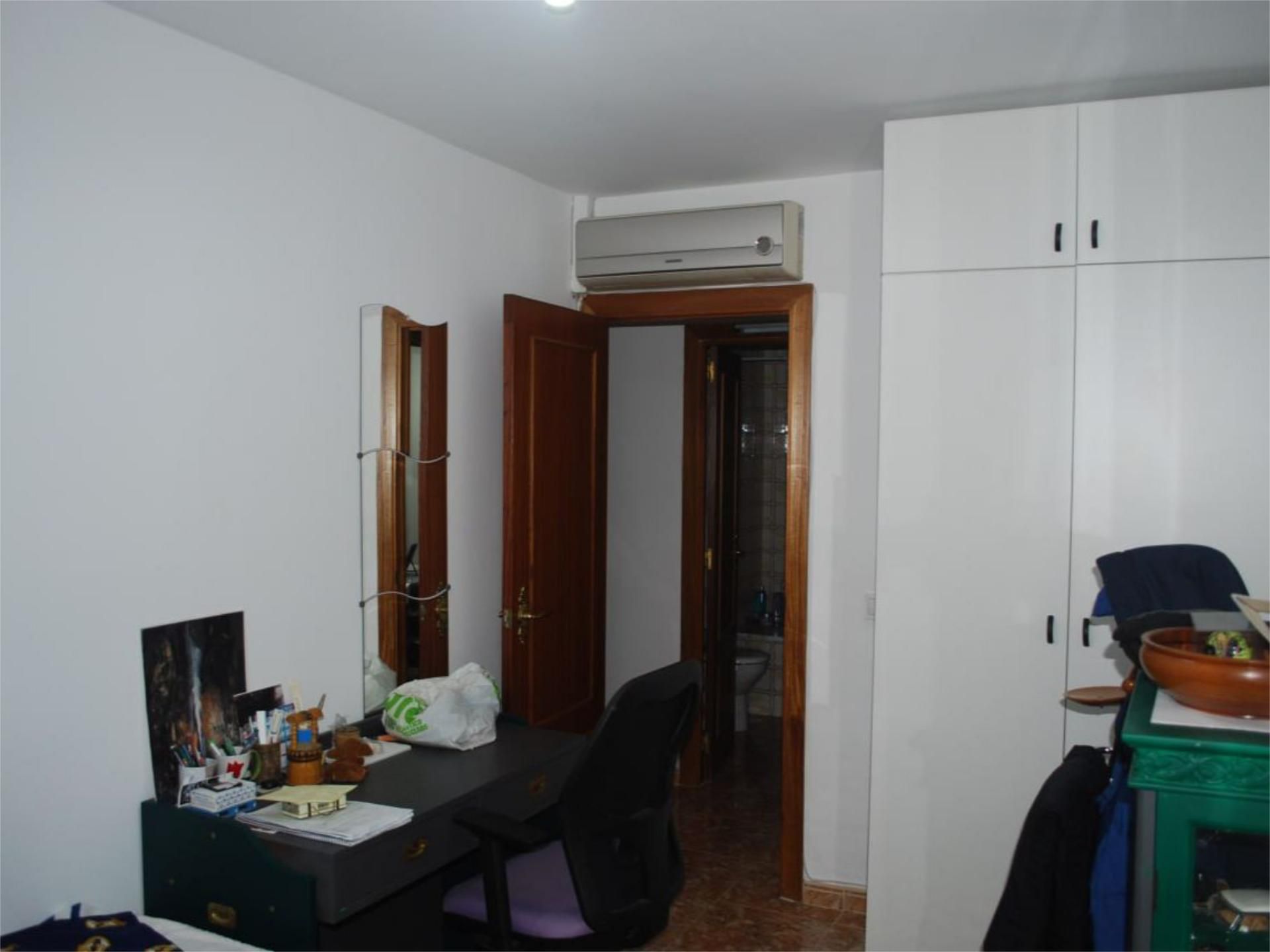 Flat for sale in Fuenlabrada  with Air Conditioner and Terrace