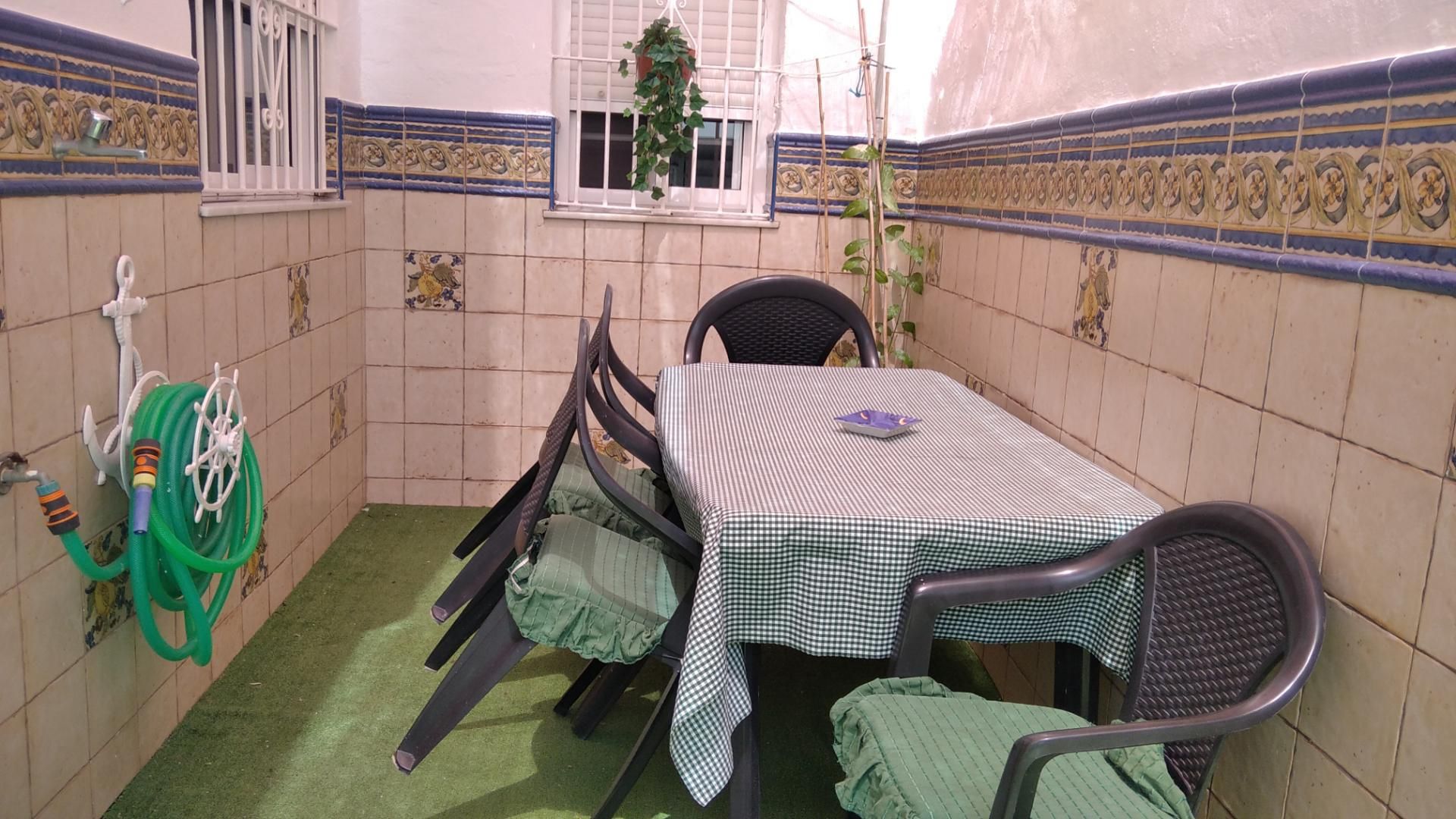 Jardí de Pis de lloguer en Rota amb Aire condicionat, Calefacció i Traster
