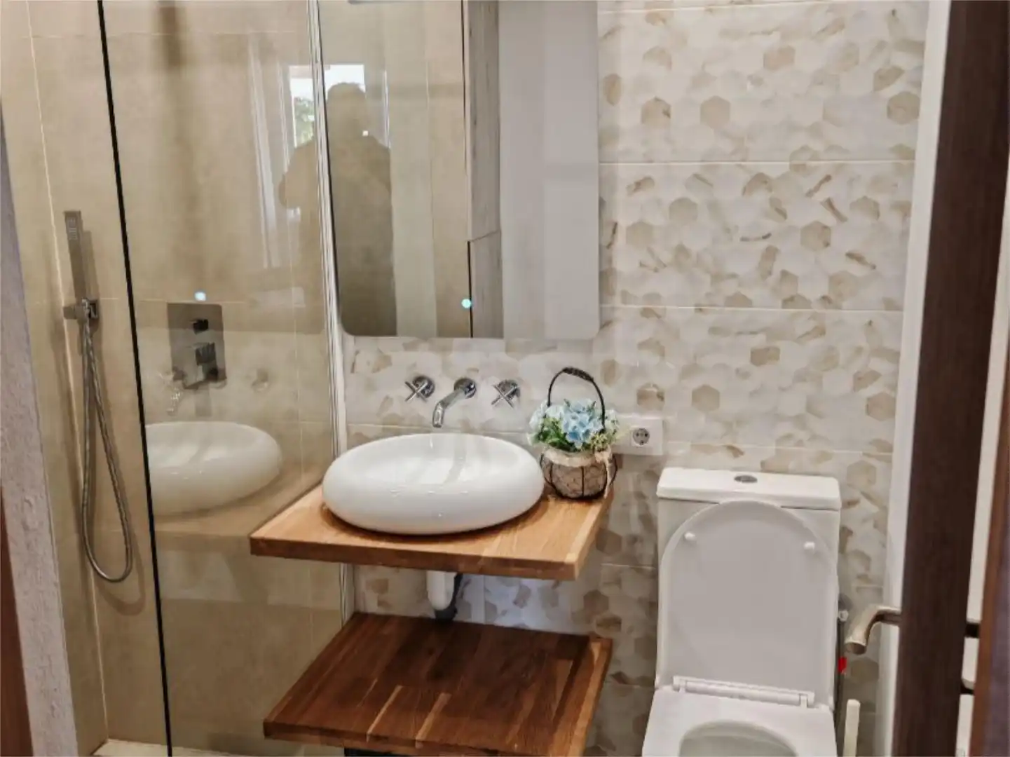Piso en venta en Avinguda Central, 15d, Cala en Porter Baño de Piso en venta en Alaior con Aire acondicionado, Terraza y Piscina