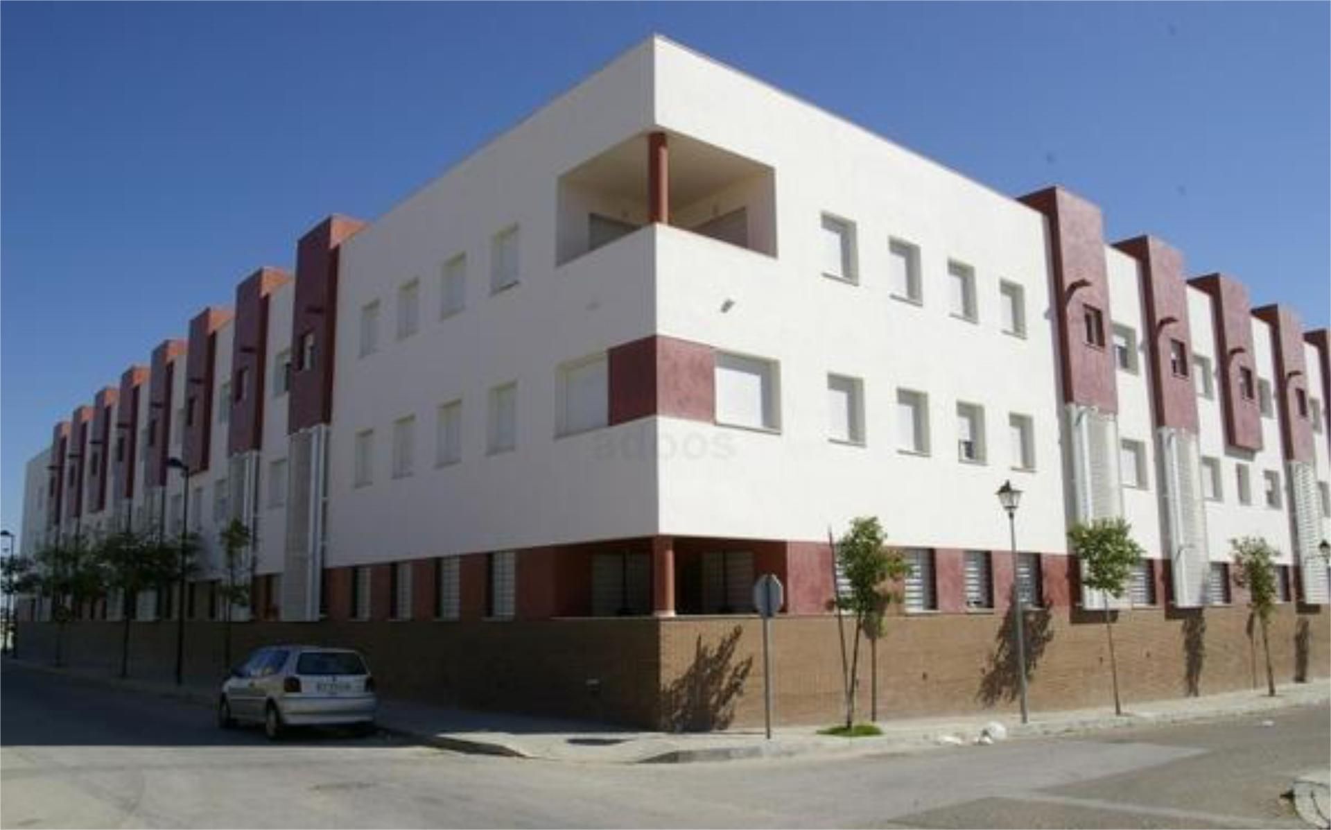 Exterior view of Flat for sale in Santiponce  with Air Conditioner and Washing machine