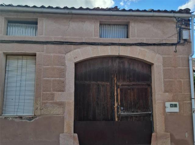 Casa adosada en Venta en Calle Botica, 12 en Boceguillas