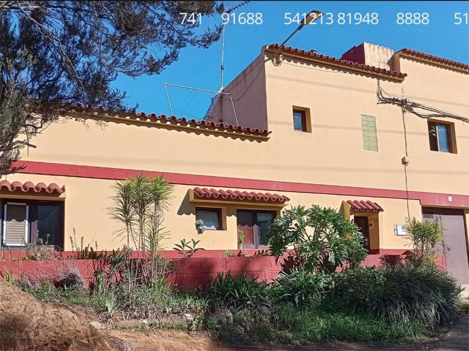 Vista exterior de Casa o xalet en venda en Valleseco amb Jardí privat, Terrassa i Traster