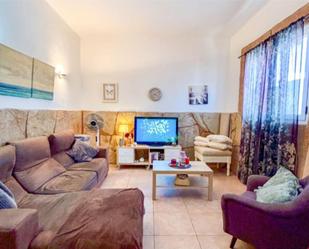 Living room of Flat for sale in Santa Lucía de Tirajana  with Terrace