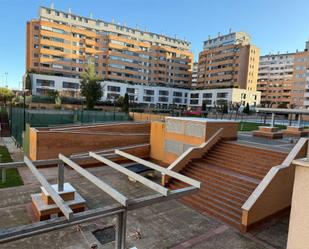 Exterior view of Flat for sale in Alcorcón  with Air Conditioner and Swimming Pool