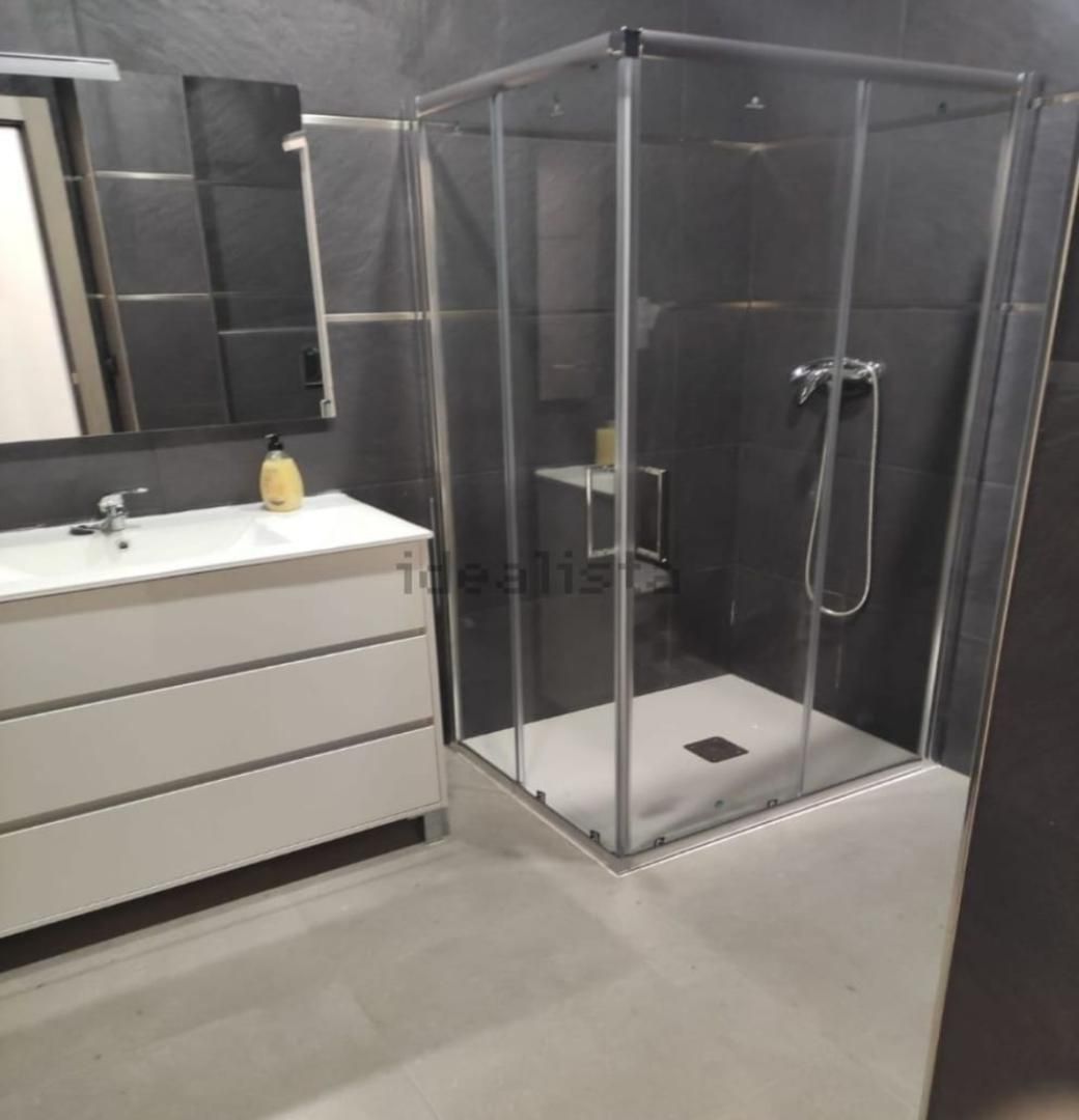 Bathroom of Loft to rent in Motilla del Palancar  with Air Conditioner