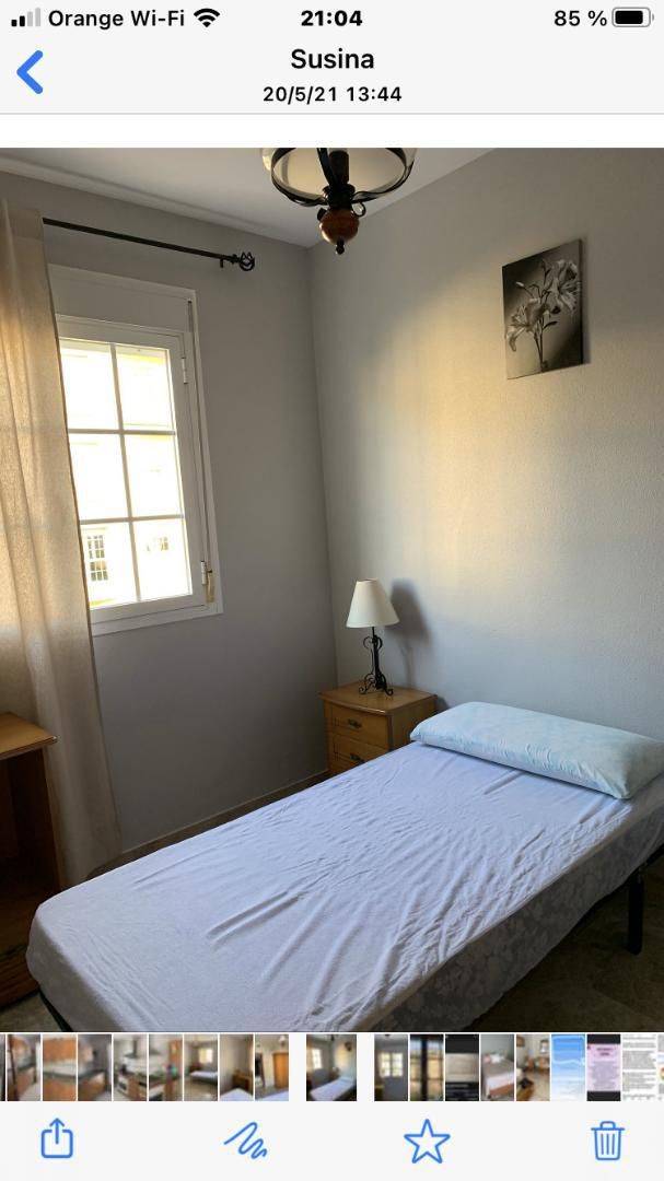 Bedroom of Flat to share in Badajoz Capital  with Air Conditioner, Heating and Private garden