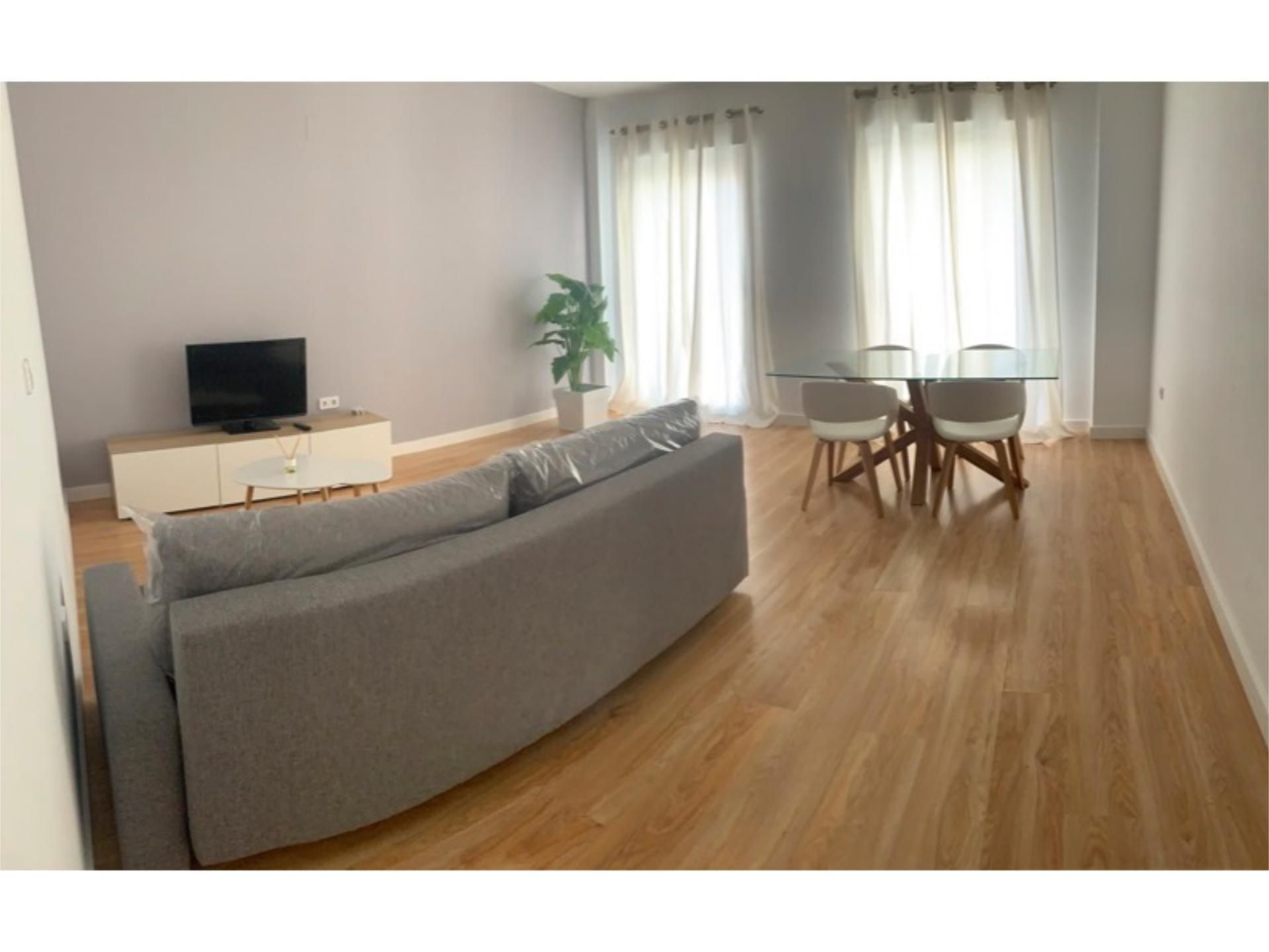 Sala d'estar de Pis de lloguer en Elda amb Parquet, Moblat i Aparcament comunitari