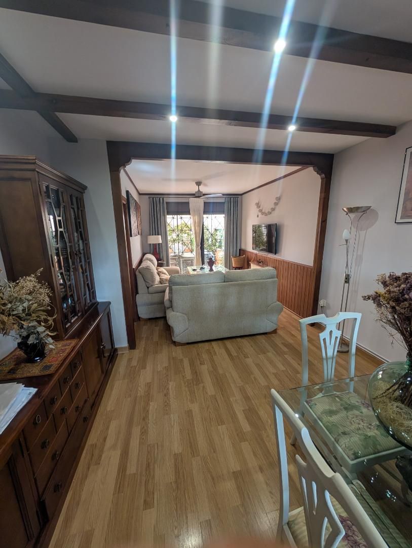 Sala d'estar de Casa adosada en venda en Mérida