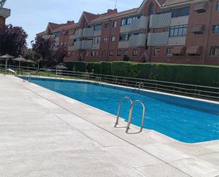 Swimming pool of Flat for sale in Alcalá de Henares  with Heating, Private garden and Parquet flooring