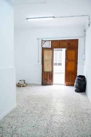 Local comercial en Alquiler en Calle Salamanca, 128 en San Cristóbal - Playa de la Laja