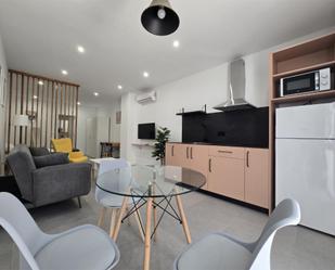 Living room of Flat for sale in  Granada Capital  with Air Conditioner