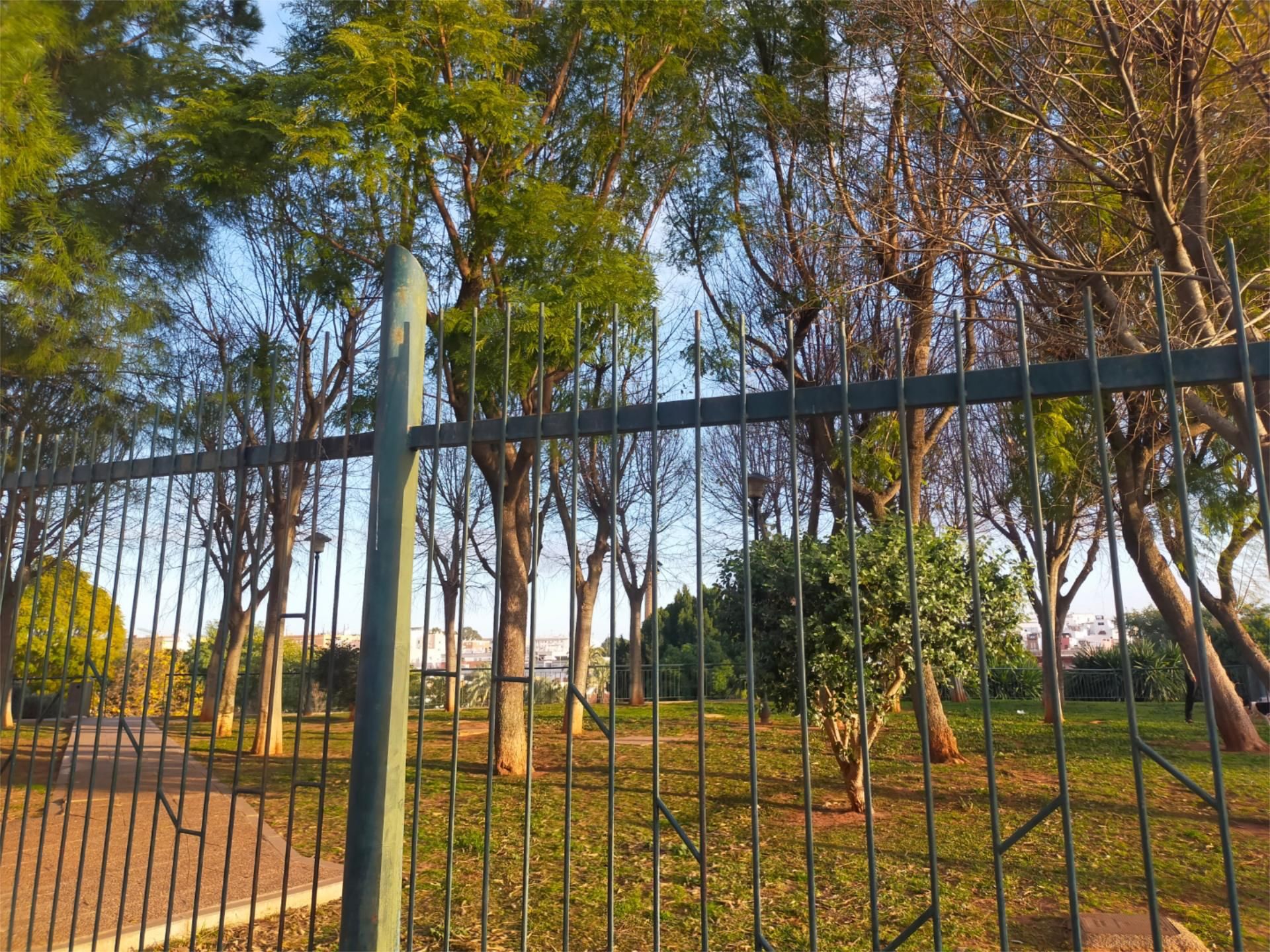 Vista exterior de Pis en venda en Alcalá de Guadaira amb Aire condicionat i Balcó