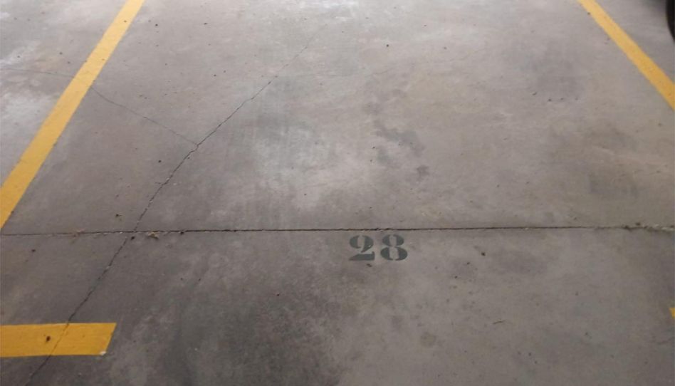 Garaje de alquiler en Calle Buensuceso, 130, Valdepeñas, Ciudad Real - imagen 1 Foto 1 de Garaje de alquiler en Calle Buensuceso, 130, Valdepeñas, Ciudad Real