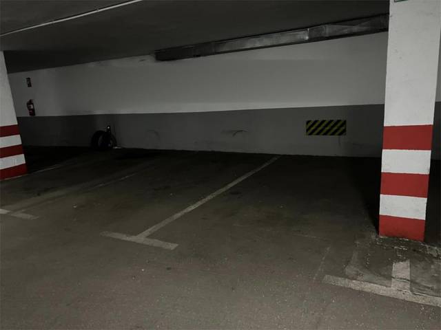 Garaje en Alquiler en Calle de Montalbos, 144 en Canillas