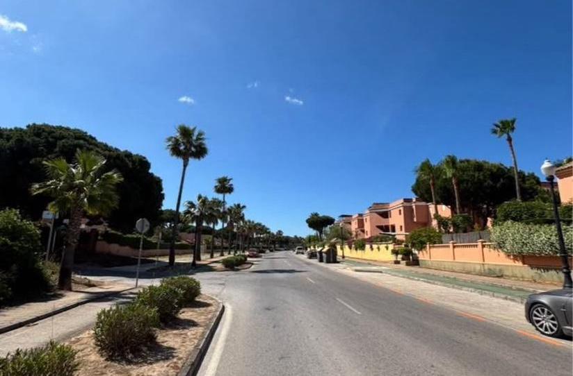 Land for sale in Avenida Octavio Augusto, 16, Novo Sancti Petri, Cádiz - image 1 Photo 1 of Land for sale in Avenida Octavio Augusto, 16, Novo Sancti Petri, Cádiz