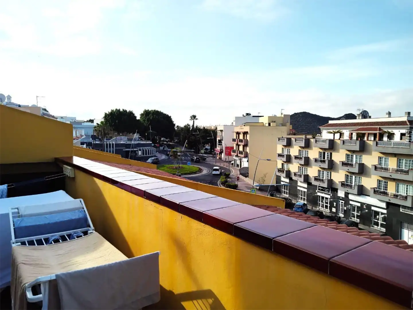 Àtic en venda a Carretera General, 38, La Camella Vista exterior de Àtic en venda en Arona amb Terrassa