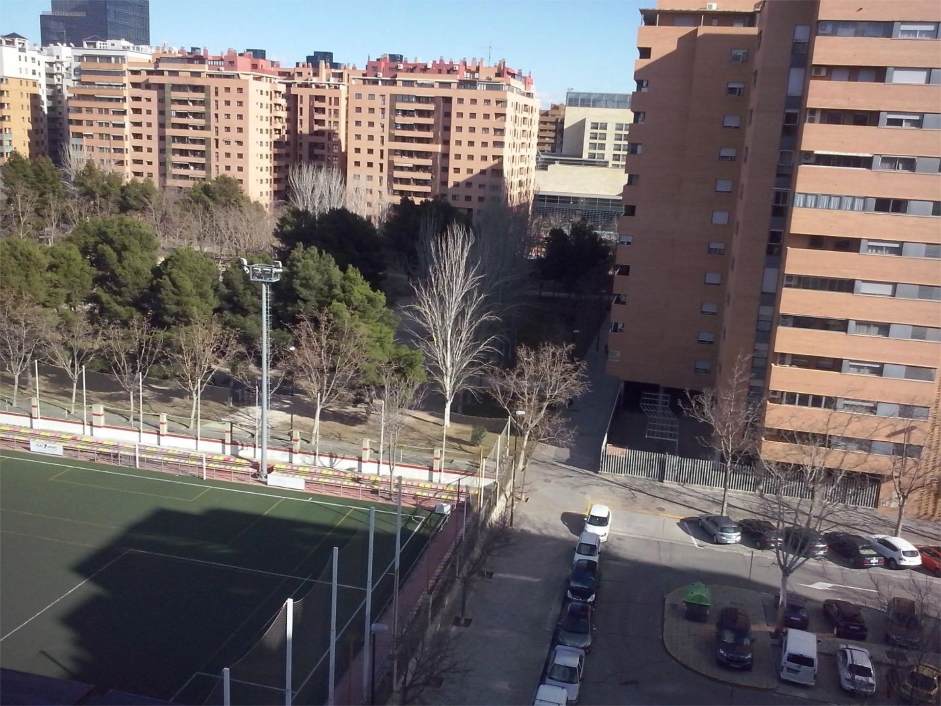 Flat to rent in Andador de Gutiérrez Mellado, 45, Romareda