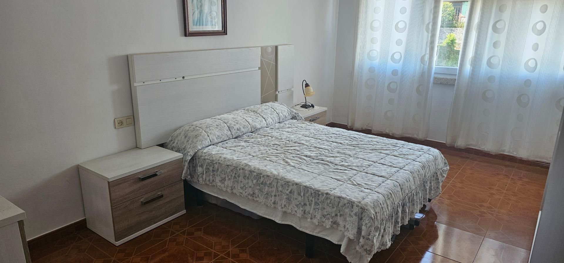 Bedroom of Flat for sale in A Pobra do Caramiñal