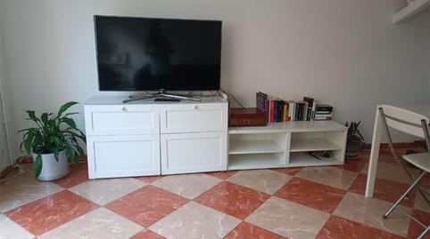 Photo 2 of Flat to share in Calle de Luis Cernuda, 3, Rosa Luxemburgo, Madrid