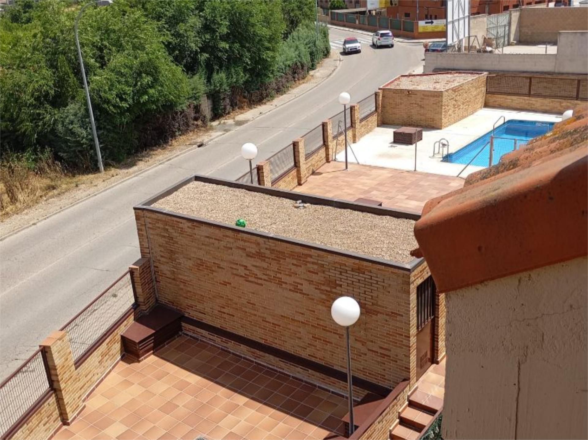 Terrassa de Pis en venda en Fuente El Saz de Jarama amb Calefacció, Traster i Piscina