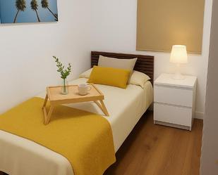 Dormitori de Pis per a compartir en Torrejón de Ardoz amb Parquet, Moblat i Forn