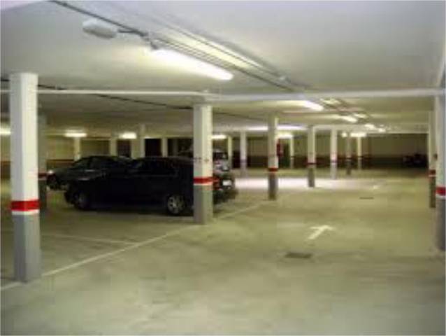 Garaje en Alquiler en Avenida las Américas, 13 en Ciudad Expo