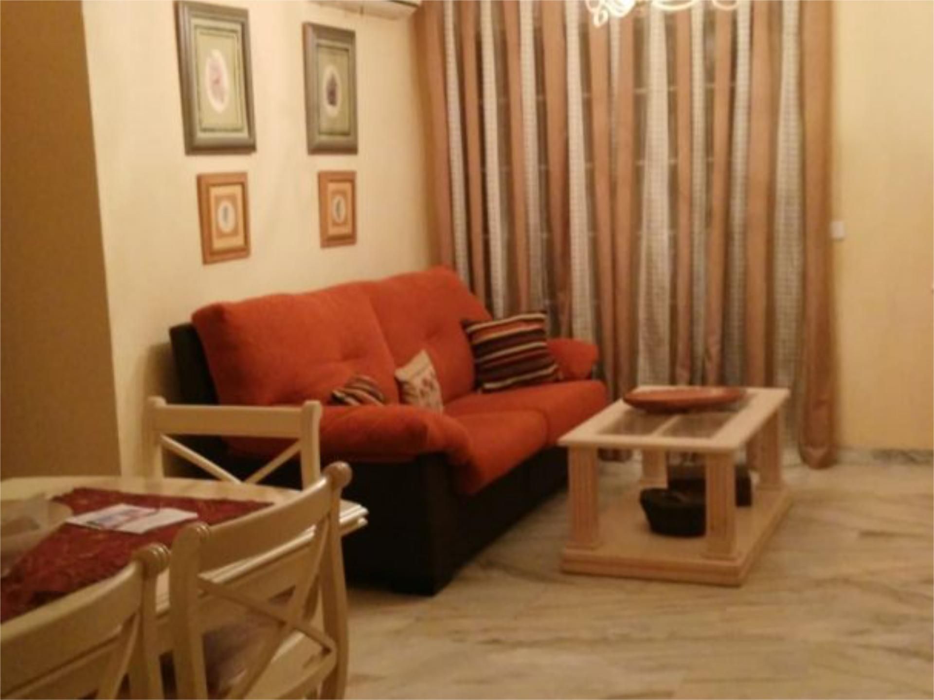 Living room of Flat for sale in  Sevilla Capital  with Terrace and Swimming Pool