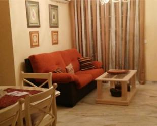 Sala d'estar de Pis en venda en  Sevilla Capital amb Terrassa i Piscina