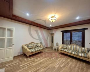 Living room of Single-family semi-detached for sale in Villafranca de Córdoba  with Heating, Terrace and Storage room