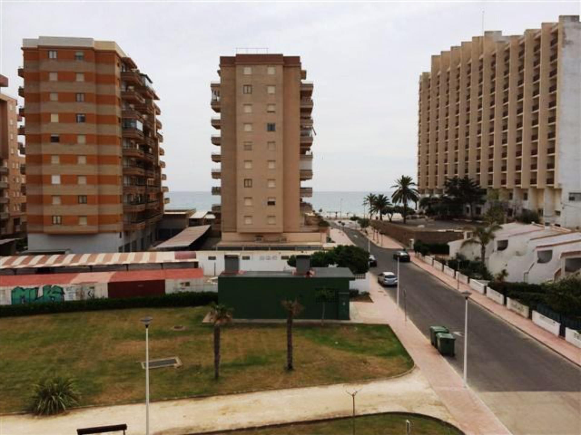 Exterior view of Flat to rent in Oropesa del Mar / Orpesa  with Heating, Terrace and Swimming Pool