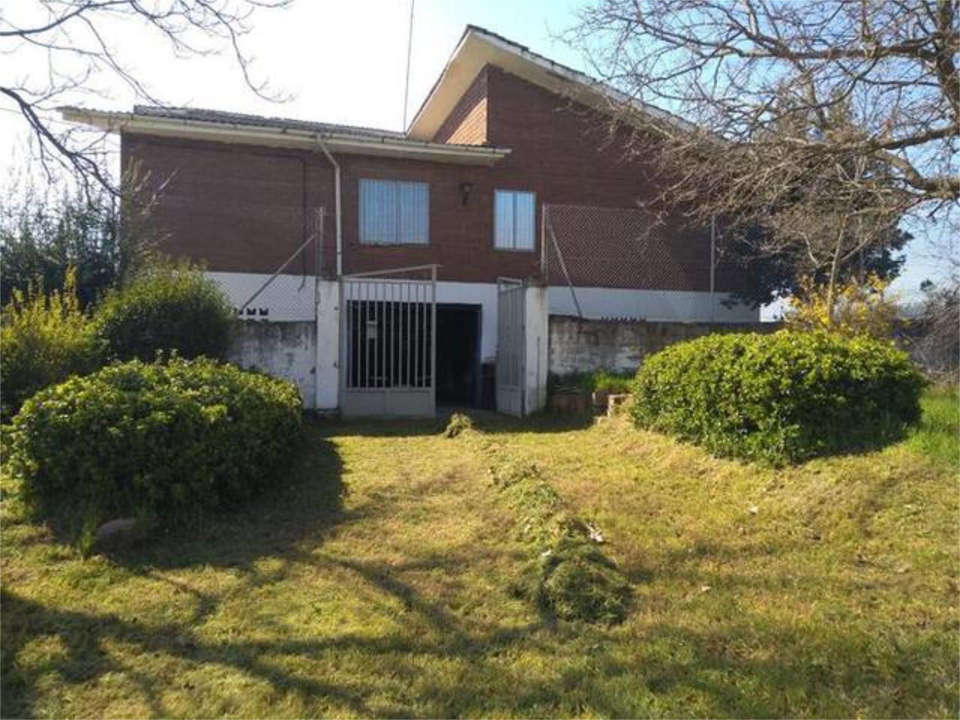 Exterior view of Single-family semi-detached for sale in Santovenia  with Terrace
