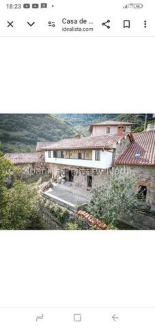 Vista exterior de Casa o xalet en venda en Proaza amb Jardí privat, Terrassa i Traster