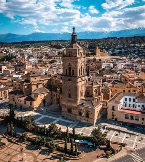 Piso de alquiler en Calle Santa Clara, 2, Guadix, Granada - imagen 1 Foto 1 de Piso de alquiler en Calle Santa Clara, 2, Guadix, Granada