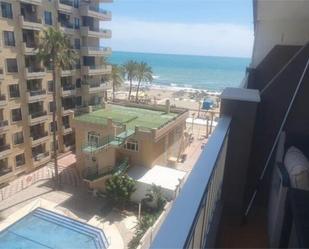 Vista exterior de Apartament de lloguer en Fuengirola amb Terrassa i Piscina