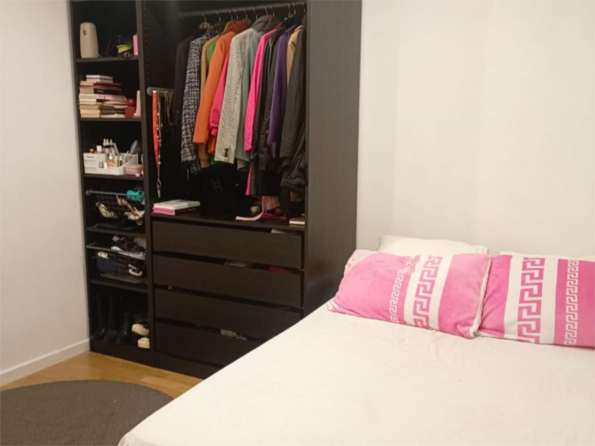 Bedroom of Flat to share in Sabadell  with Air Conditioner, Heating and Furnished