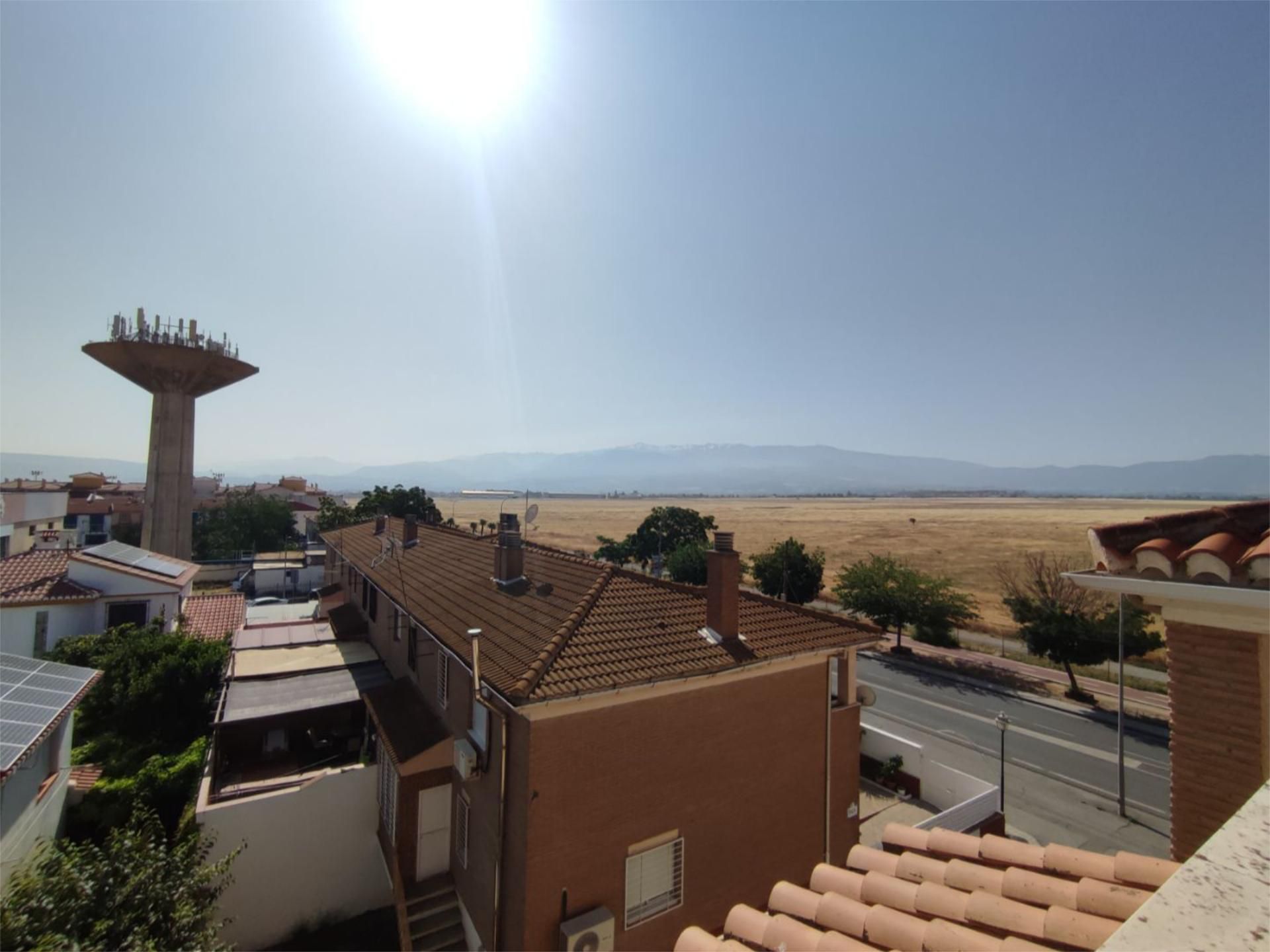 Exterior view of Flat for sale in Las Gabias  with Air Conditioner, Terrace and Balcony