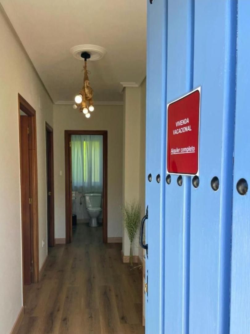 Bany de Casa o xalet en venda en Villafufre amb Calefacció, Jardí privat i Parquet