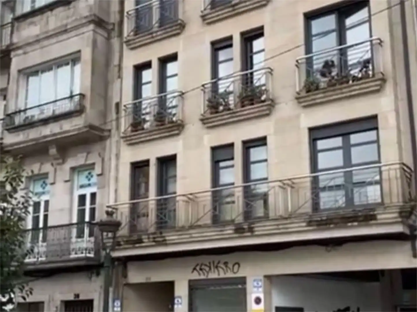 Room in Rúa da Ronda de Don Bosco, 21, Centro - Areal Exterior view of Flat for share in Vigo with Heating, Parquet flooring and Storage room