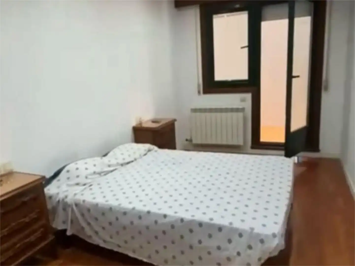 Room in Rúa da Ronda de Don Bosco, 21, Centro - Areal Bedroom of Flat for share in Vigo with Heating, Parquet flooring and Storage room