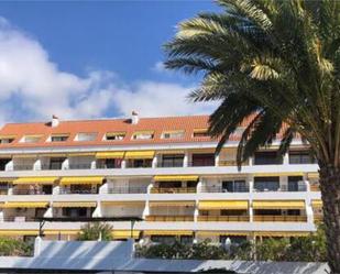 Vista exterior de Apartament de lloguer en Guía de Isora amb Terrassa, Piscina i Moblat