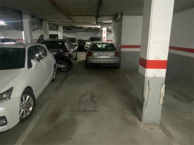 Garaje en Venta en Rambla del Poblenou, 135 en El Poblenou