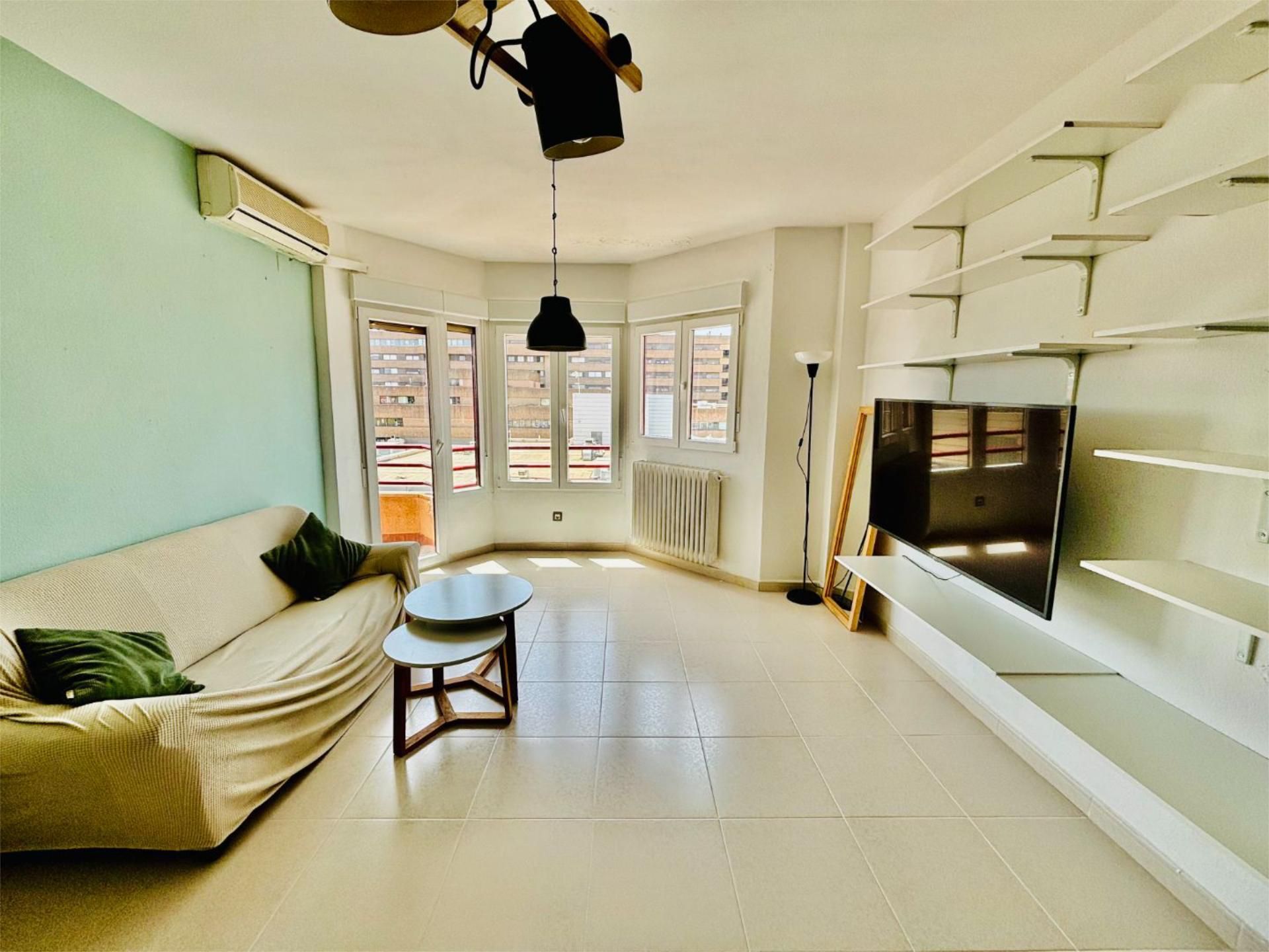 Living room of Flat to rent in  Albacete Capital  with Air Conditioner, Heating and Furnished