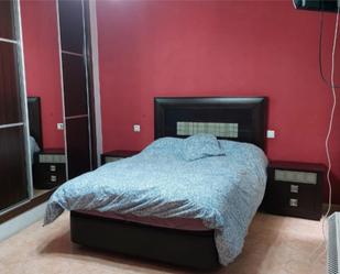Bedroom of Flat to rent in Cedillo del Condado
