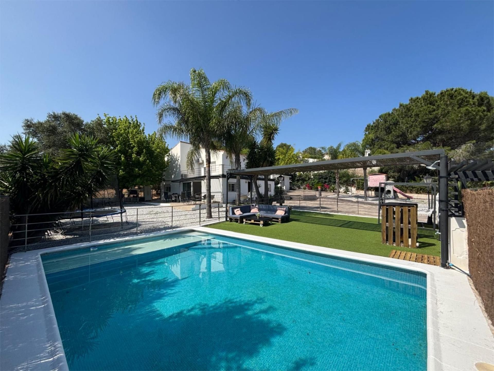 Swimming pool of House or chalet for sale in Alberic  with Air Conditioner, Terrace and Swimming Pool